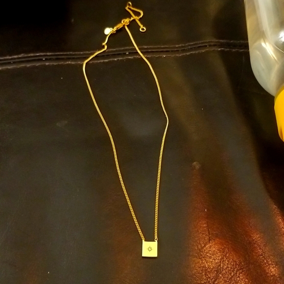 Madewell NWOT simple square necklace with sparkly stone.